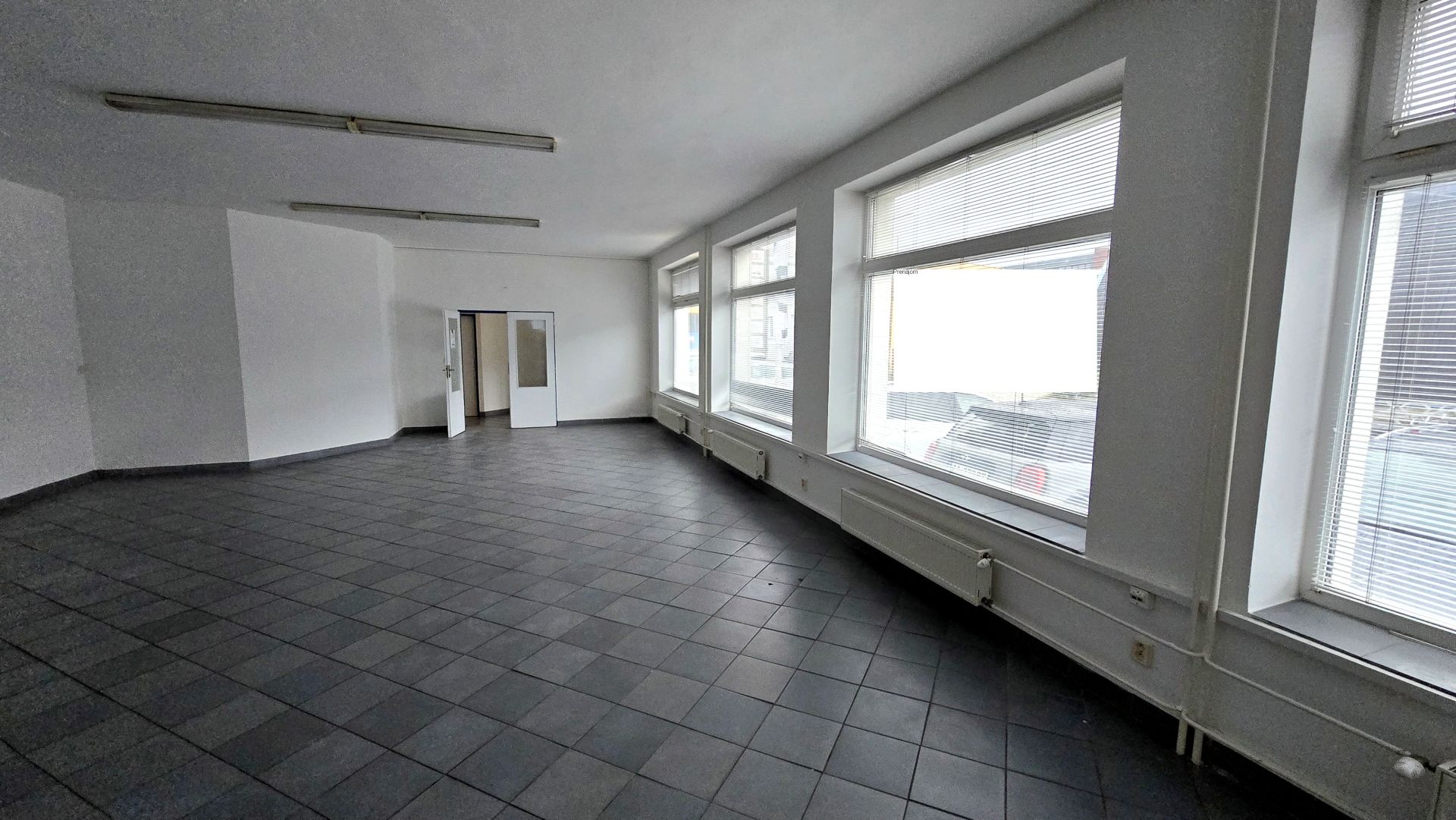 Bratislava - Stará Vajnorská- obhodný - kanelársky priestor 92m2 prenájom